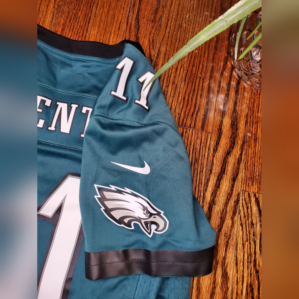 Nike Philadelphia Eagles Women's Green Jersey - Picture 11 of 14
